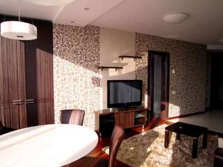 Апарт-отели Apartment-Hotel Panorama Днепр Апартаменты с 1 спальней и балконом-10